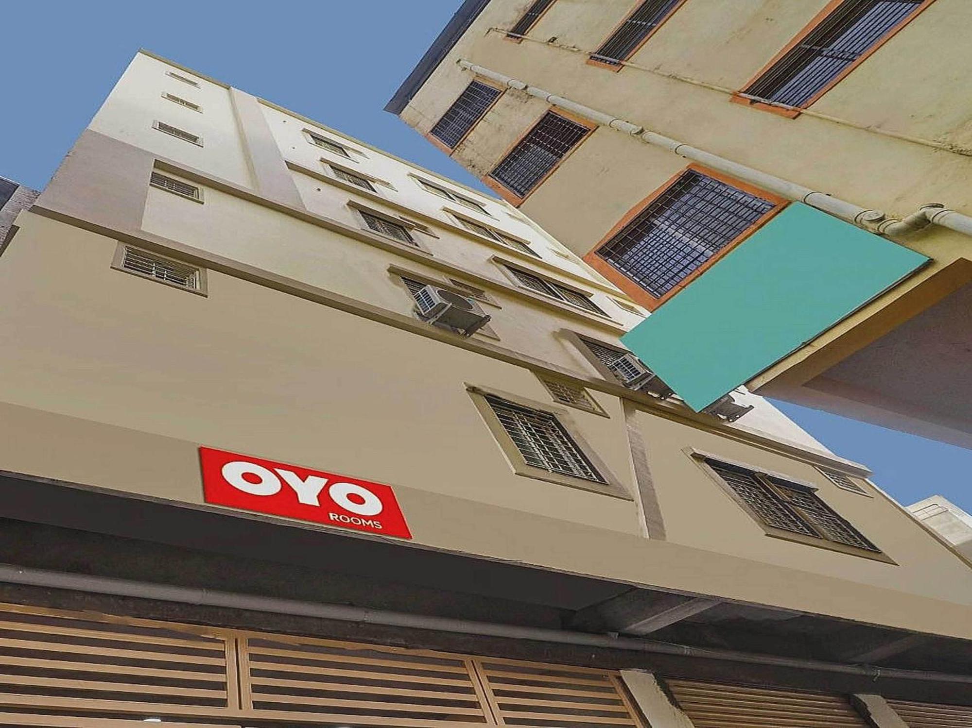 Oyo 66745 Le Orange Hotel 3*