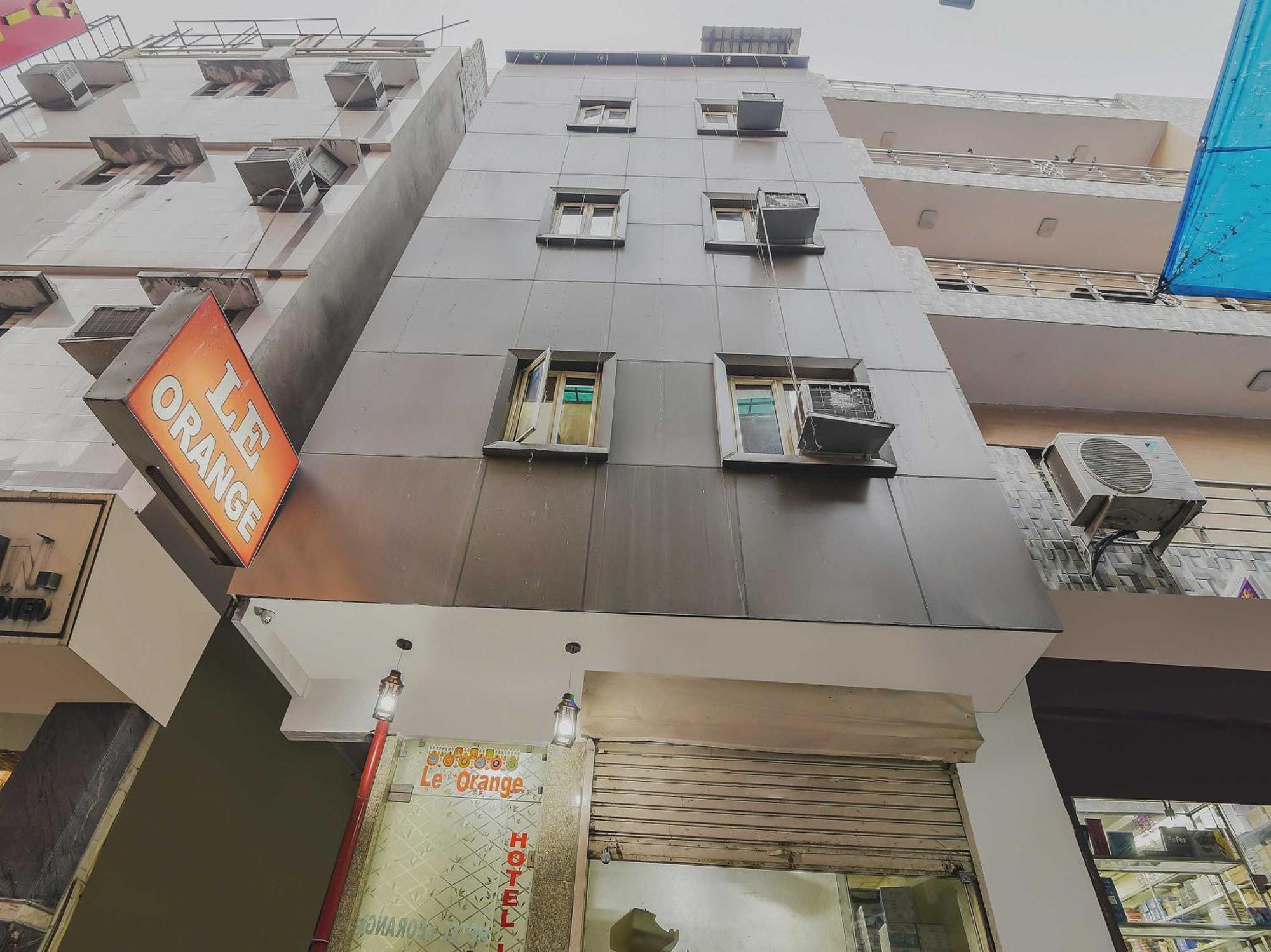 Hotel Oyo 66745 Le Orange New Delhi