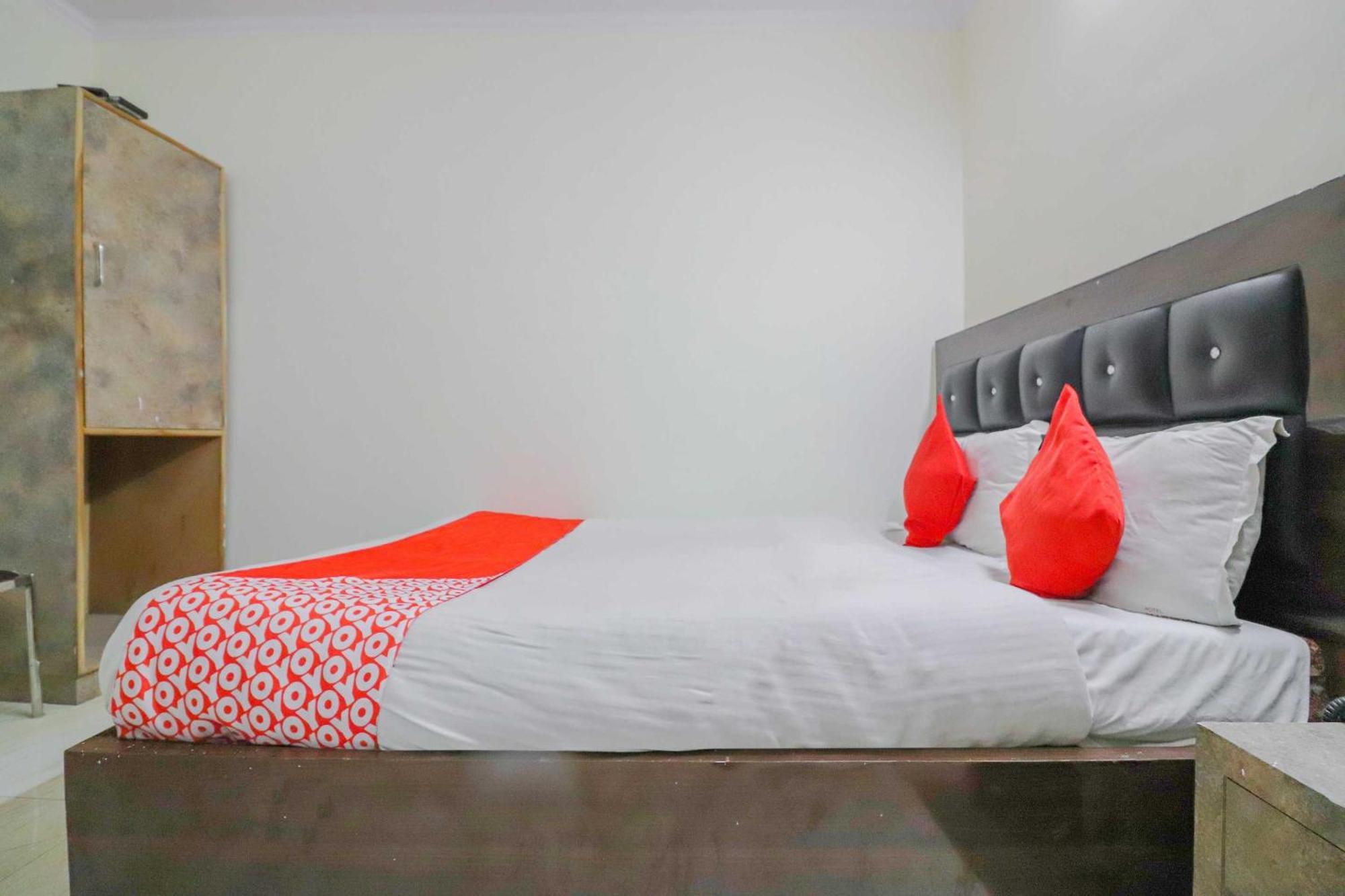 Hotel Oyo 66745 Le Orange